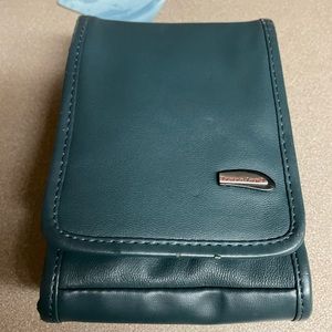 NWT Travelon Anti-Theft Mini Crossbody Bag